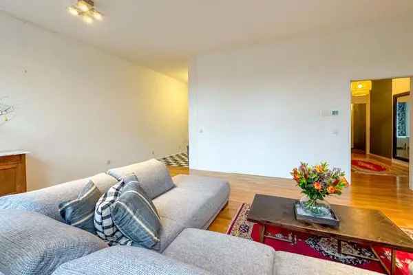 Appartement Te Huur in Den Haag, Zuid-Holland