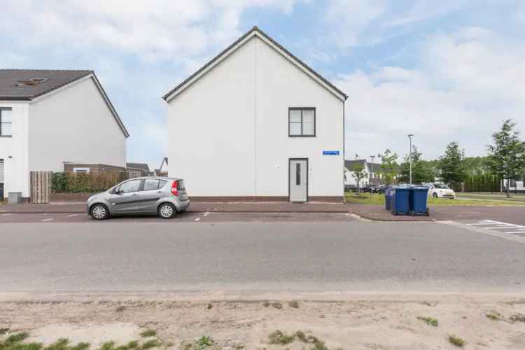 5 Kamer Eengezinswoning Almere Poort 121m2