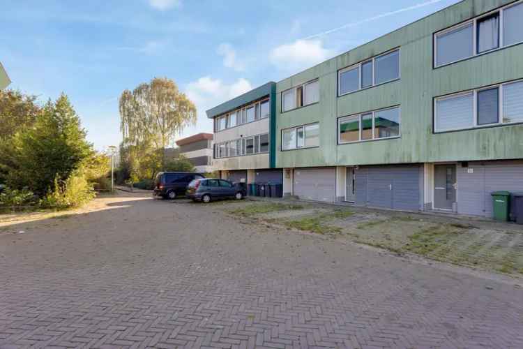 Huis Te Koop in 25, Tubbergenbrink, Enschede, Overijssel