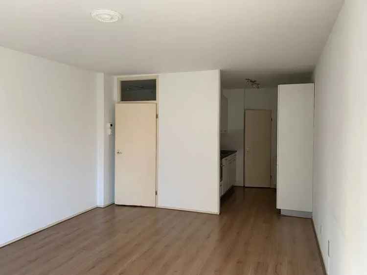 Ruim 2 Kamerappartement Amstelveen Groenelaan Nabij Winkels en Bos