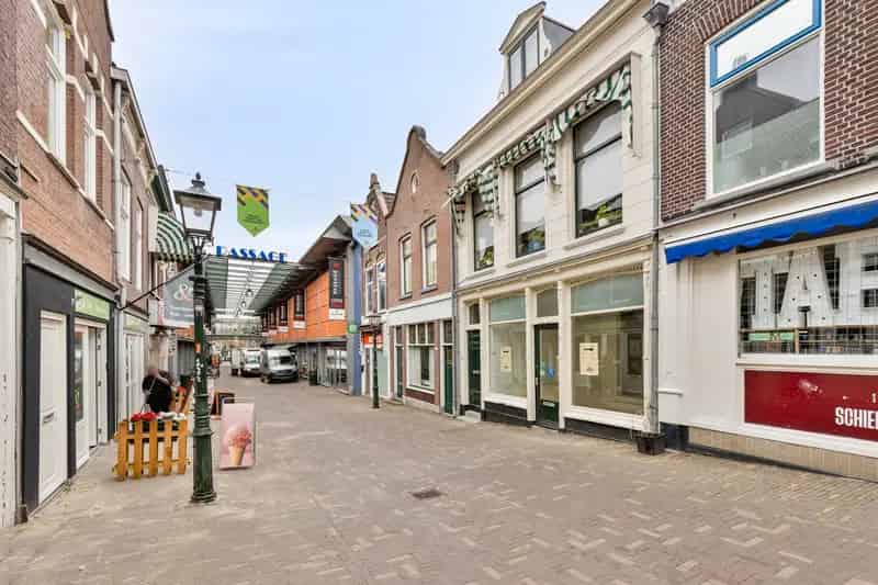 Winkelruimte te huur Schiedam Broersveld