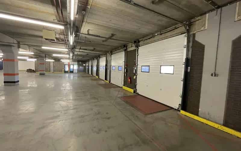 Bedrijfshal Mijdrecht te koop 18500m2