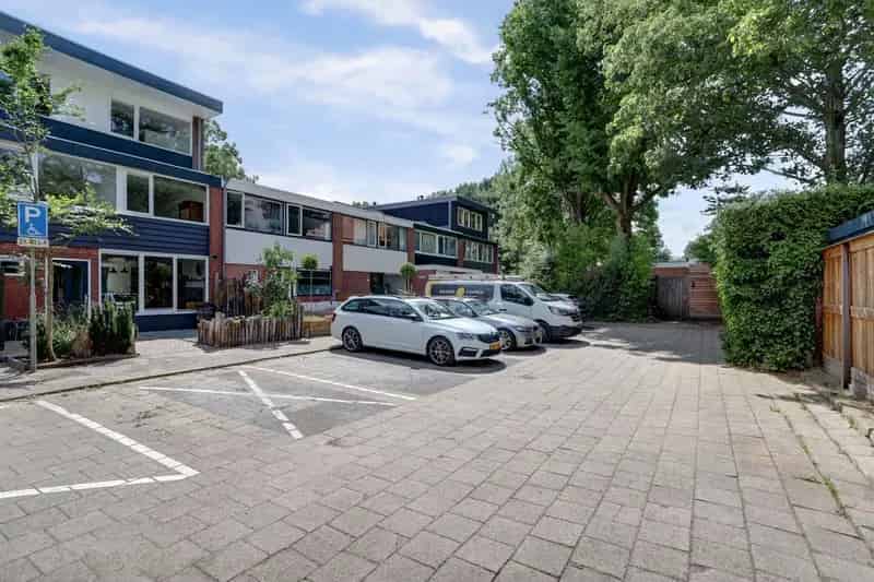 Huis te koop Hoogland 6 slaapkamers 2 badkamers luxe keuken