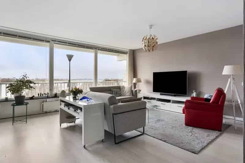 Appartement te koop Maassluis: 3-kamer appartement met vrij uitzicht