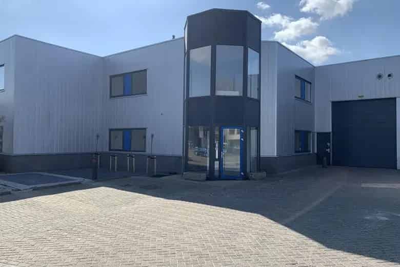 136 - 160 m2 bedrijfsruimte te huur in Zaandam