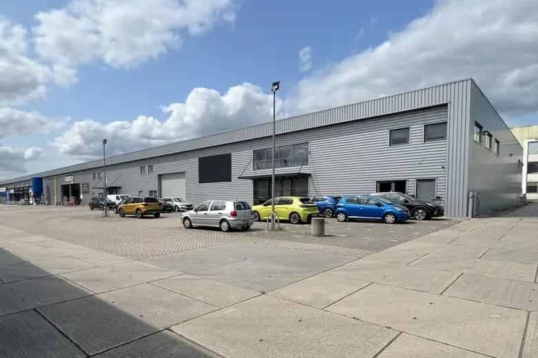 2600 m2 Bedrijfsruimte te Huur Den Bosch