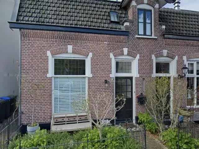 Huurwoning Bussum: Gemeubileerd Huis met Tuin