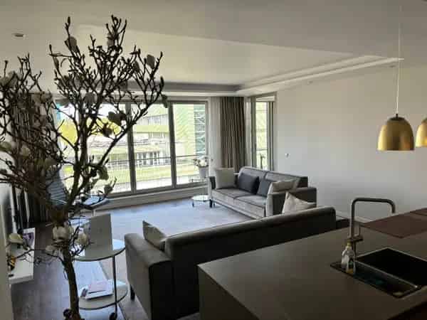 Te huur: Luxe 3-kamer Penthouse Amsterdam Slotervaart