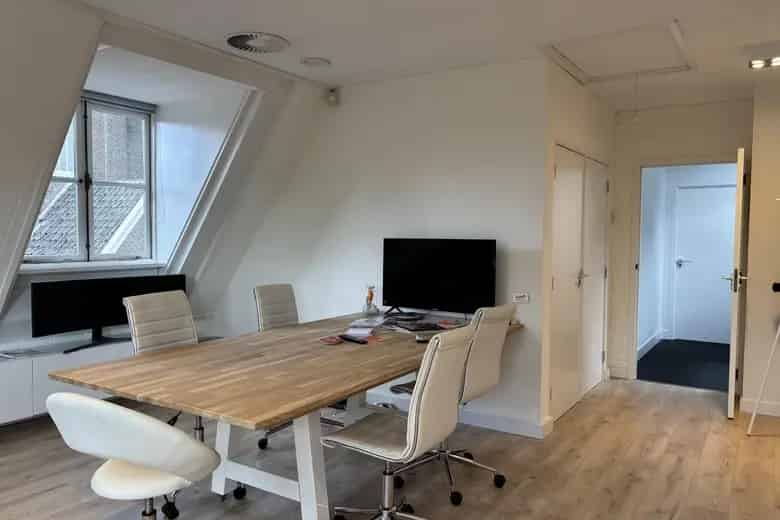 32 m2 Kantoorruimte te Huur Wormerveer