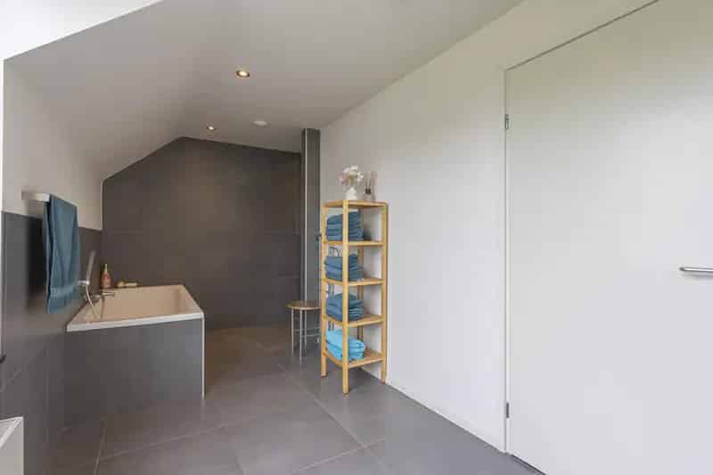 Vrijstaande woning Heerlen 280m2 3 slaapkamers grote tuin
