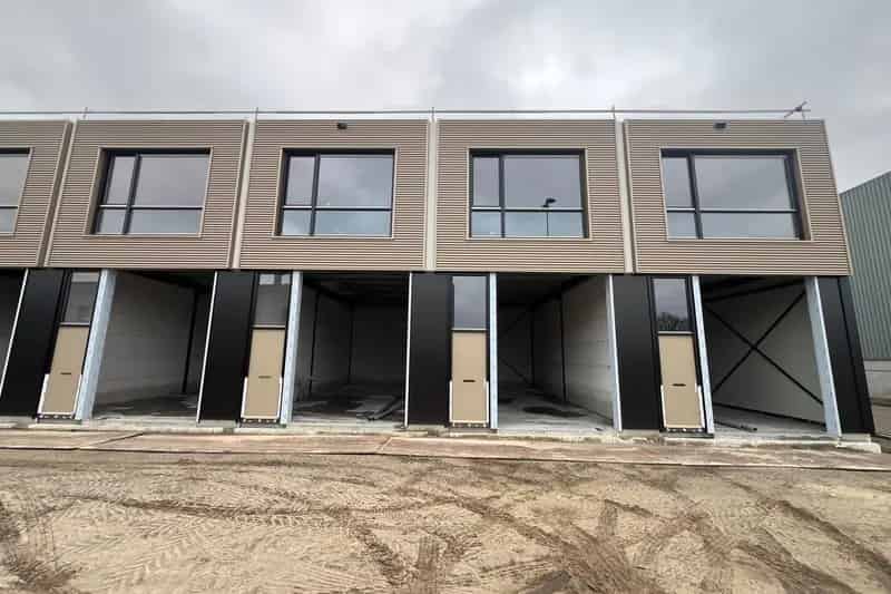 Bedrijfshal Valkenswaard te koop - 2 units van 122m²