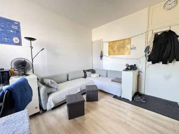 Kamer 21m2 te huur per 1 augustus Eigen Keuken Badkamer