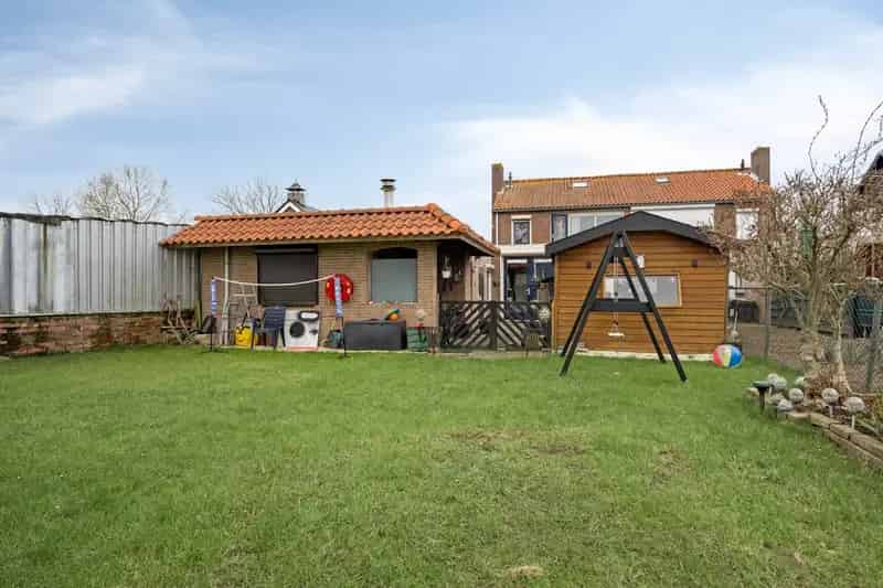 Tweekapper Velddriel 5 slaapkamers grote tuin