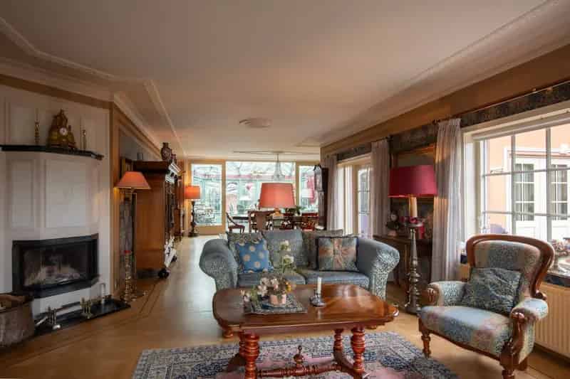 Familiehuis Voorthuizen  732m2 Tuin  Garage  Stijlvol
