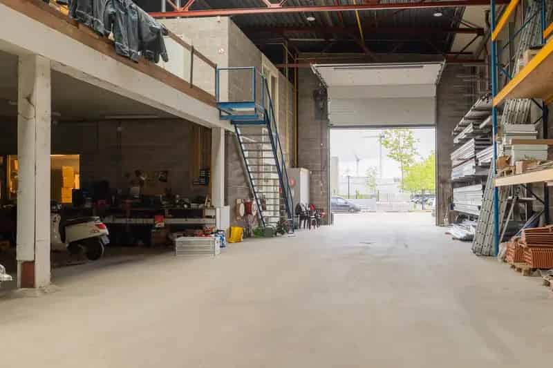 Bedrijfshal te Huur Zoeterwoude 1060m2 Grote Polder