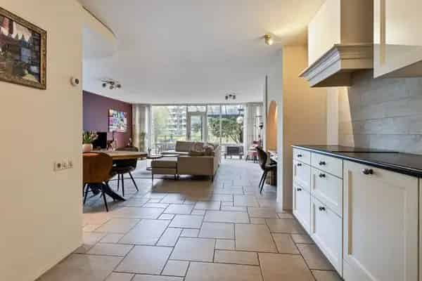 3 Kamer Appartement Bloemendaal Ruime Tuin Nabij Park