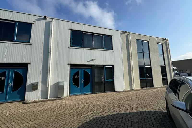 Kantoorruimte Alkmaar 220m2 te huur Beverkoog