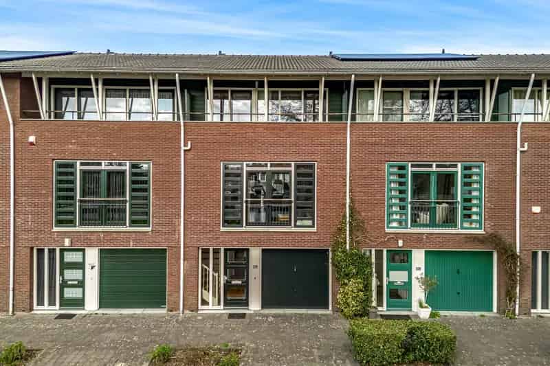 Herenhuis Amsterdam 5 slaapkamers 2 badkamers garage tuin