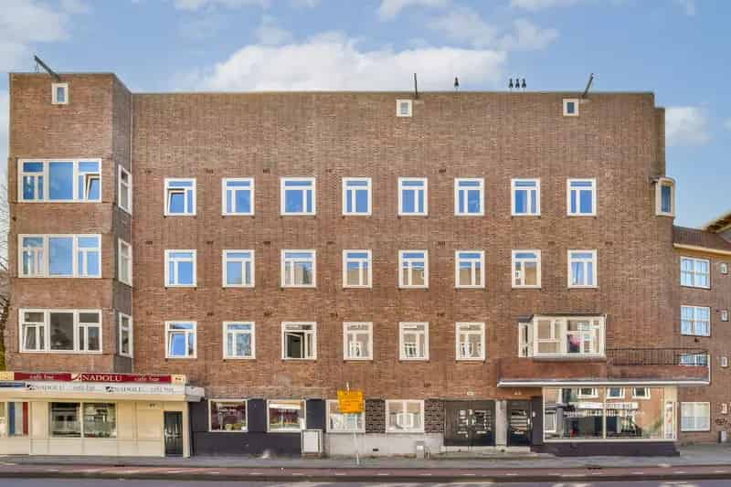 3 Kamer Appartement 47m2 Jan van Galenstraat Amsterdam