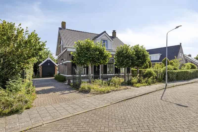 Vrijstaande woning Brouwershaven 4 slaapkamers grote tuin