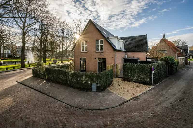 Luxe Villa te Koop Laren Brink 3 slaapkamers 2 badkamers
