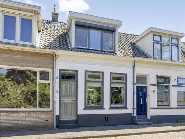 Tussenwoning te koop Kampen Bolwerk