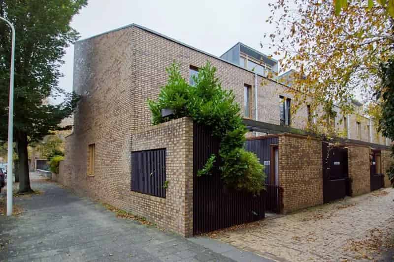 Huis te Koop Den Haag: Ruime Eengezinswoning 3 slaapkamers