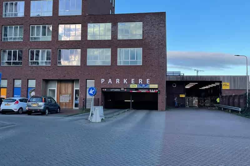 Parkeerplaatsen te Koop Nijmegen Stadscentrum