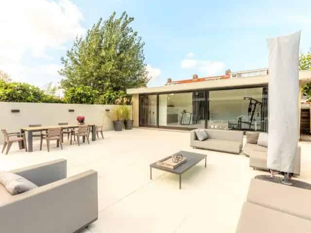 Luxe 5 Slaapkamers Tweekapper Badhoevedorp 245m2