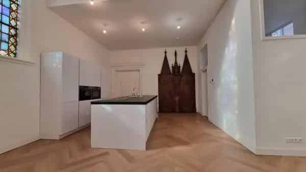 3-kamer appartement 102m2 begane grond authentiek