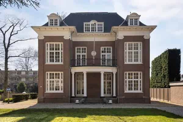 Luxe 6 Kamer Appartement Arnhem Velperweg 150m2