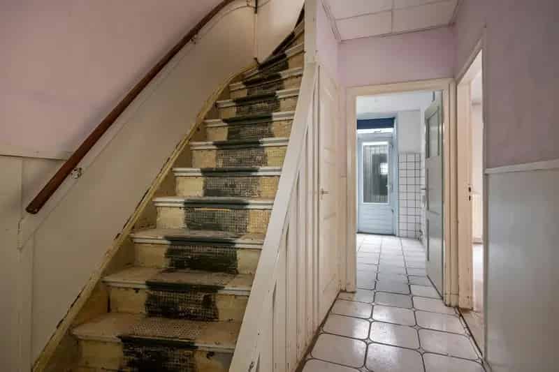 Jaren 20 woning Rotterdam Schiebroek  opknapper met diepe tuin