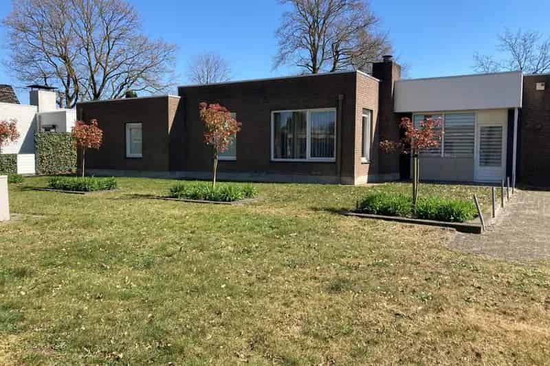 Bungalow Helmond: Wonen en Werken Gecombineerd