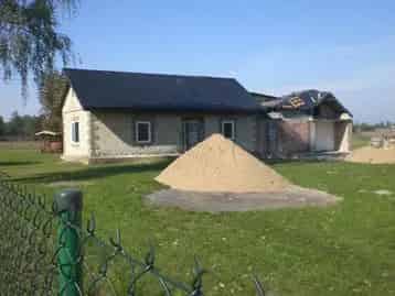 Bouwgrond met Bebouwing en Vergunningen