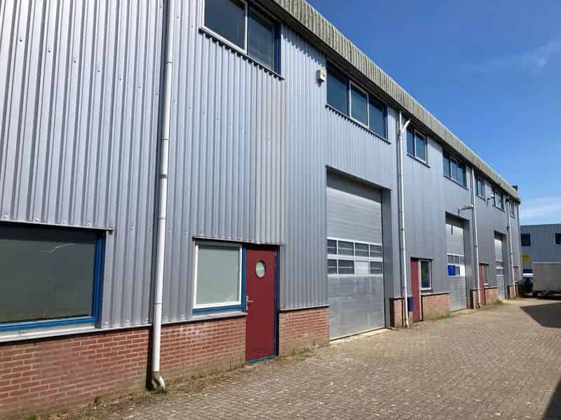 Bedrijfshal 250m2 te Huur Obdam vanaf 1 september 2025