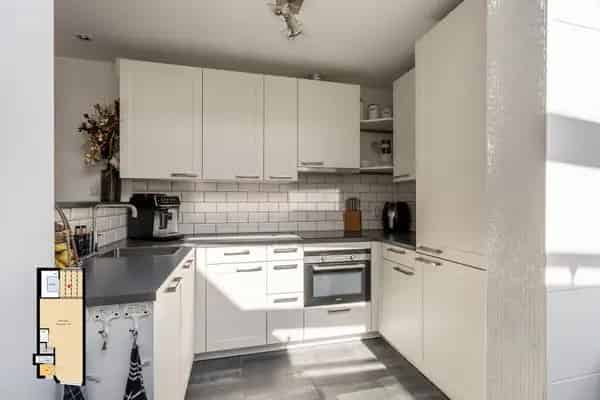Eengezinswoning Vlaardingen Ambacht: Instapklaar 3 Slaapkamers Diepe Tuin