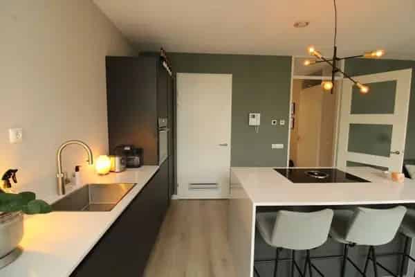 3-Kamer Appartement Holland Park Nabij Amsterdam