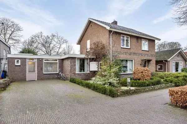 Woning Bedrijfsruimte Bungalow Nunspeet