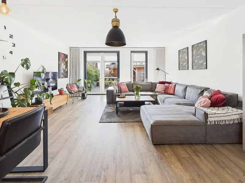2-onder-1-kapwoning Philippine 4 slaapkamers luxe tuin