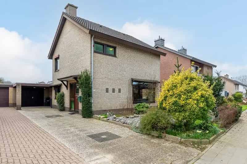 Ruime woning nabij centrum - 3 slaapkamers - garage - tuin