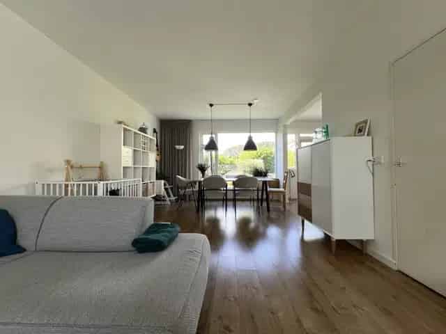 Tussenwoning Zwolle 5 Kamers 120m2 te Huur