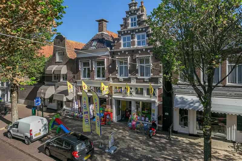 Winkelpand Harlingen Rijksmonument te huur