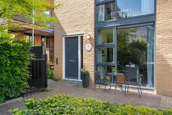 Huis Te Koop , 61, Sint Jacobsplein, Dordrecht, Zuid-Holland