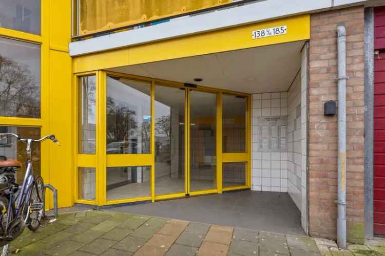 Ruim 4 Kamer Appartement Krommenie Instapklaar Balkon