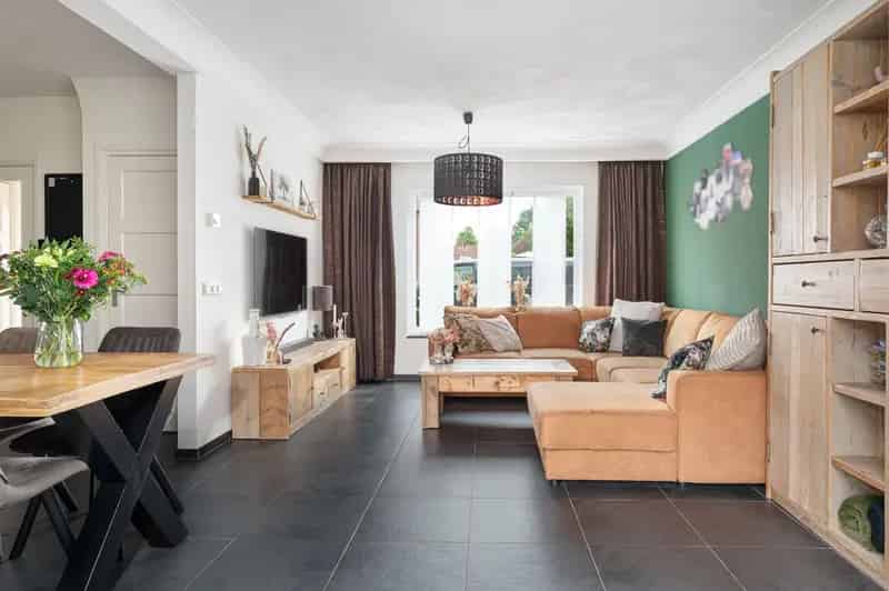 Huis te koop Sint Oedenrode: Instapklare woning met 3 slaapkamers en tuin