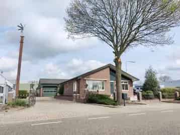 Bedrijfspand met bedrijfswoning Steenwijk