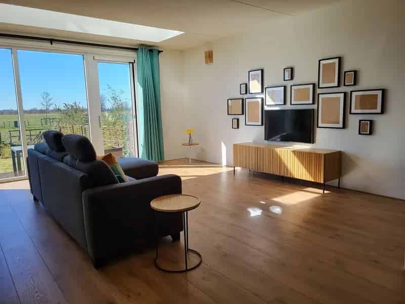 Ruime 4 Slaapkamers A+++ Energiezuinige Woning Nabij Gouda