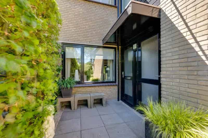 Huis Te Koop , 12, Van Wassenaerlaan, Willemstad, Noord-Brabant