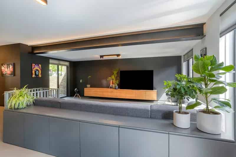 Herenhuis Hoofddorp - 4 slaapkamers - Tuin - Parkeerplaats