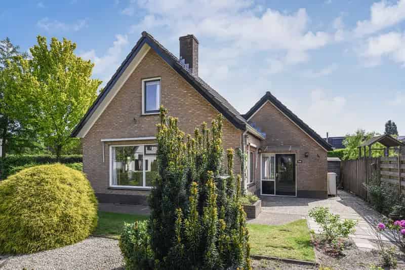 Semi-bungalow te koop Vaassen levensloopbestendig